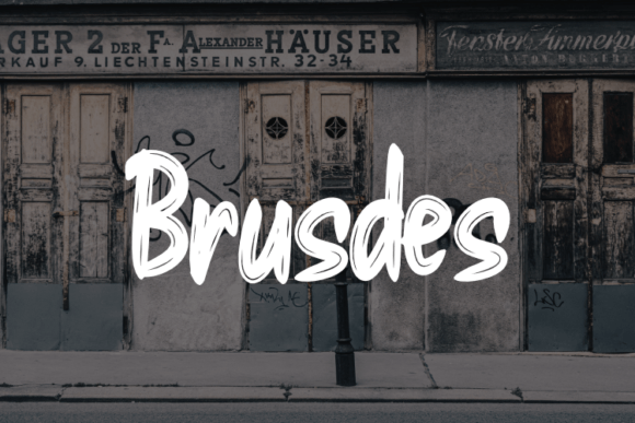 Brusdes: A Stylish Script Handwritten Font for Web Design